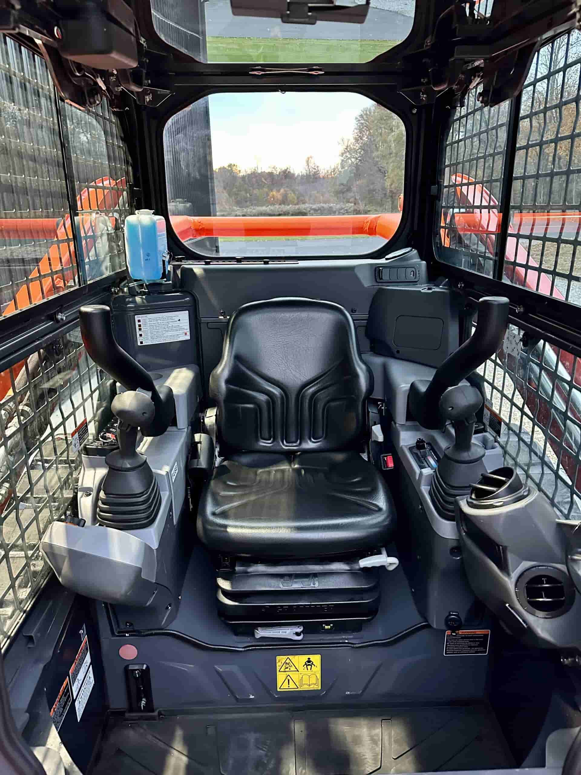 2022 KUBOTA SVL65-2
